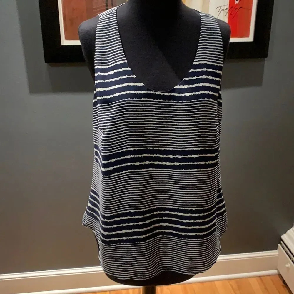 Artisan NY flowing navy tank with wavy white stripes. Lined. Medium.